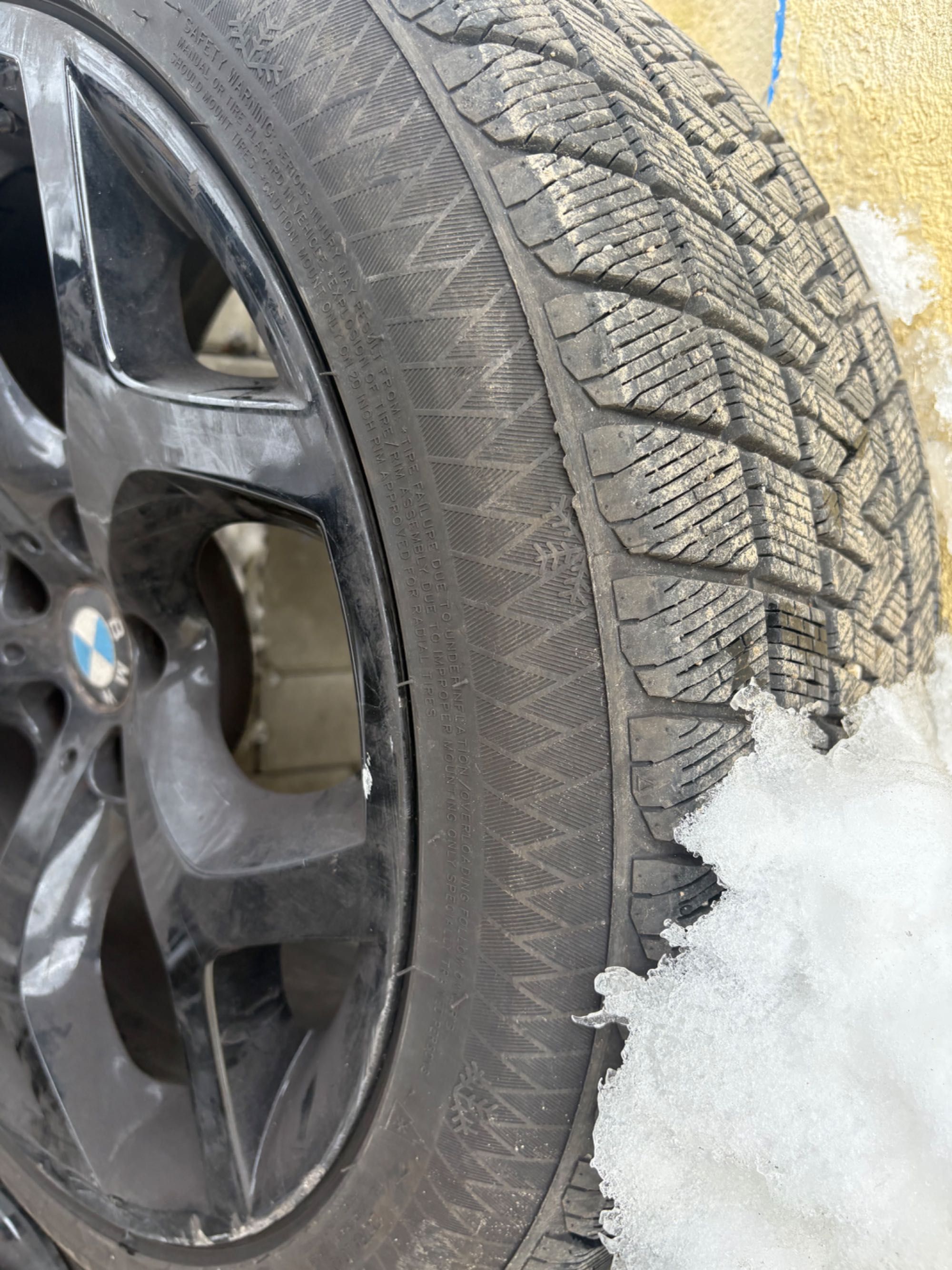 Гуми и Джанти за BMW x5