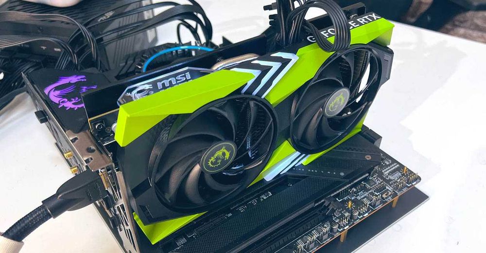 Продам Видеокарту MSI RTX 4060 Gaming x NV Limited EDITION RGB