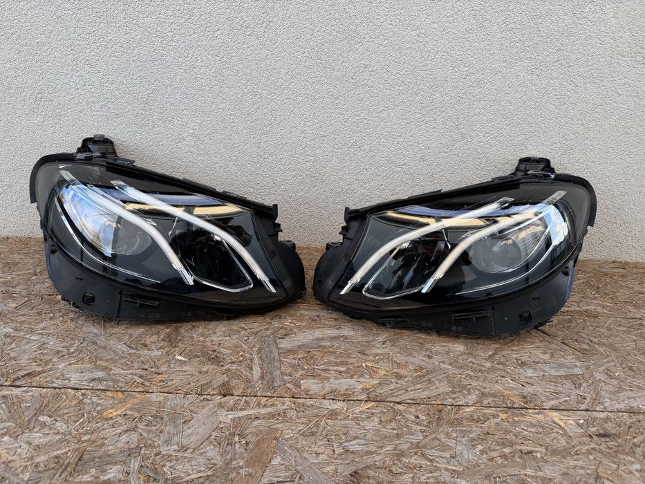 SET Far stanga dreapta Merceses E Class W213 LED High Performance Orig