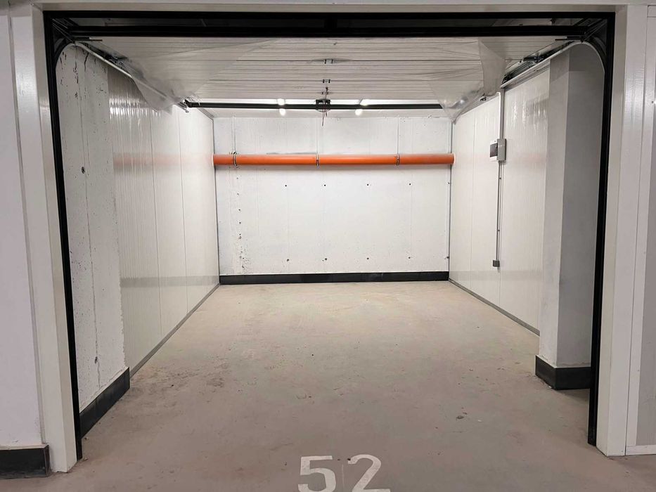 Гаражи под наем в жк Малинова долина