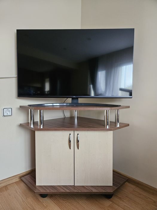 Ъглов ТВ / TV шкаф