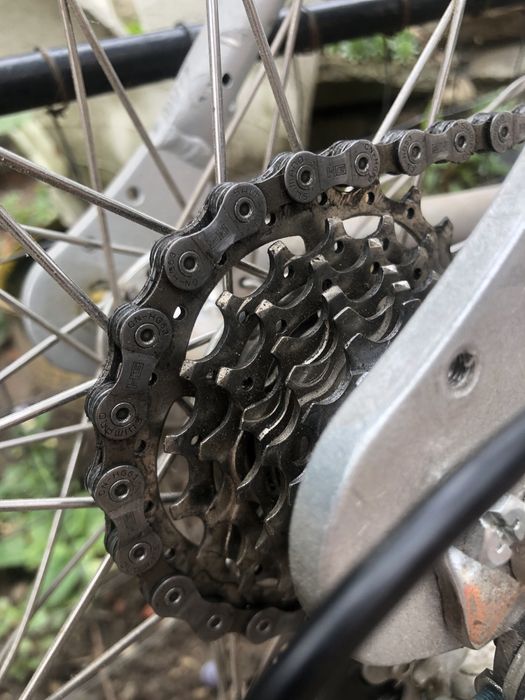 Cursiera . O bicicleta ca noua de magazin.