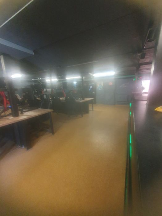 Срочно Здание + компьютерный клуб