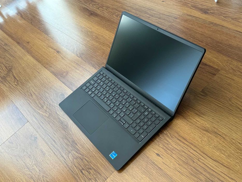 15.6' FHD Core i5-1135G7 DELL Vostro 3510 16GB DDR4/256GB NVMe/Бат 6ч