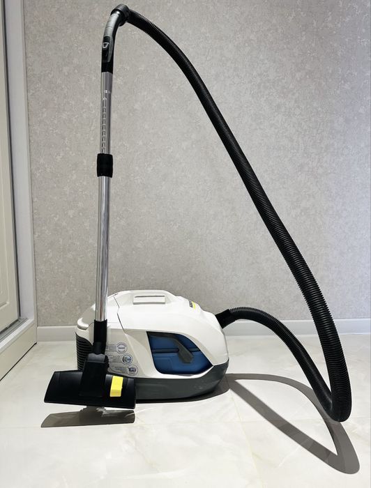 Пылесос с аквафильтром Karcher