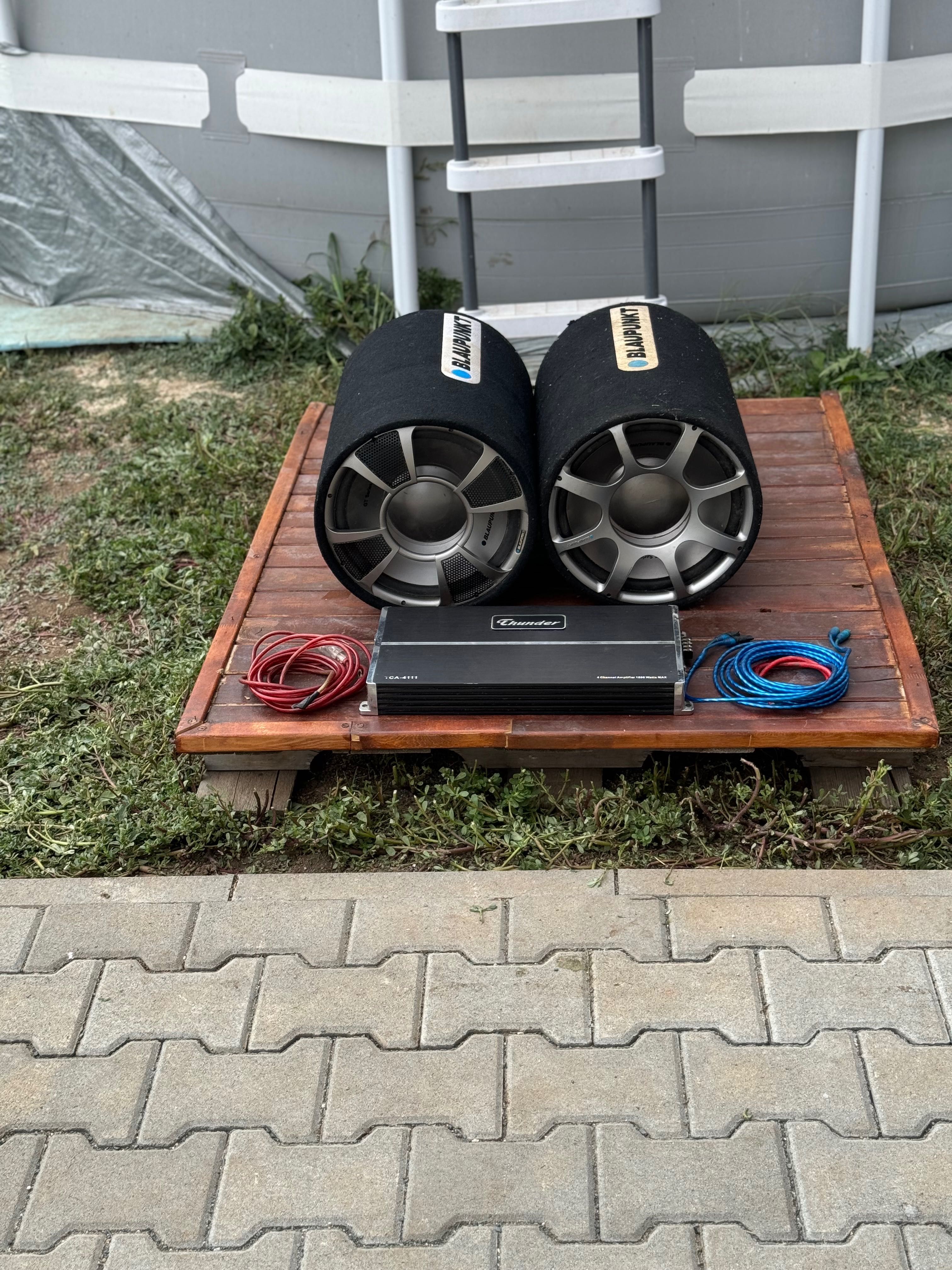 Баскаси Blaupunkt + усилвател Thunder 1800w