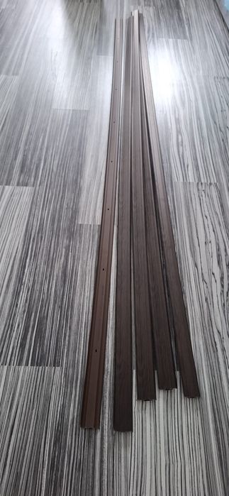 Plintă nouă cu accesorii Dedeman