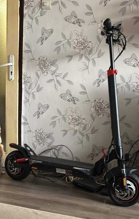 Продавам електрическа тротинетка