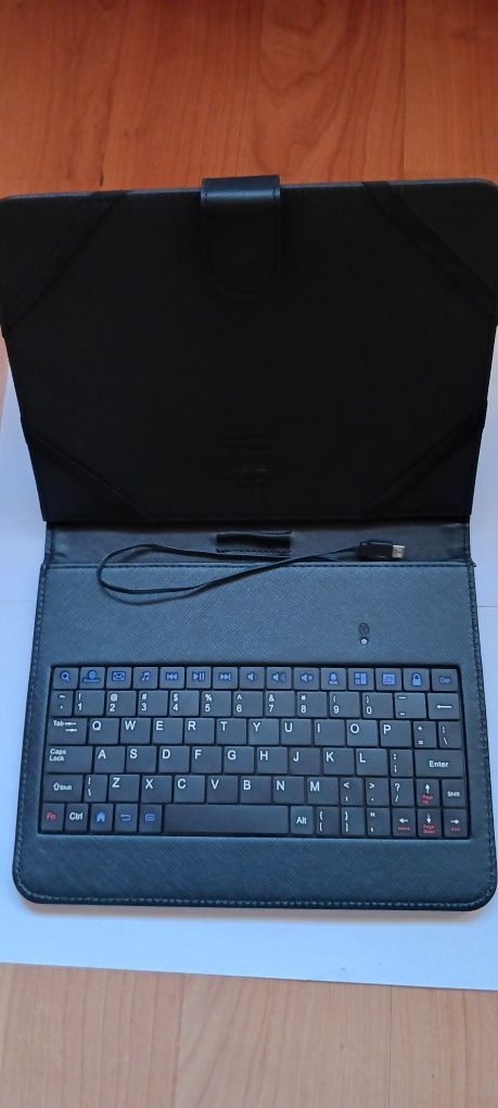Hama - husa pentru tableta OTG cu tastatura incorporata