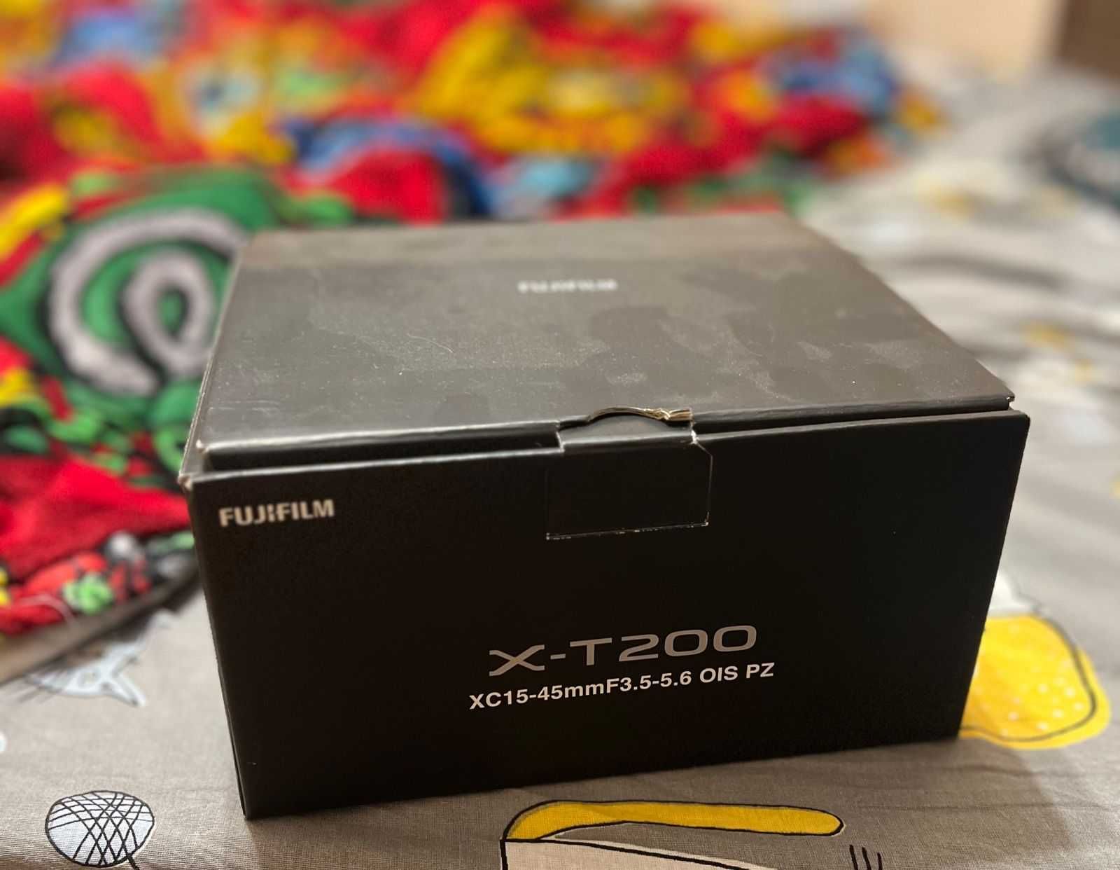 Продам фотоаппарат Fujifilm X-T200 kit 15-45mm dark silver