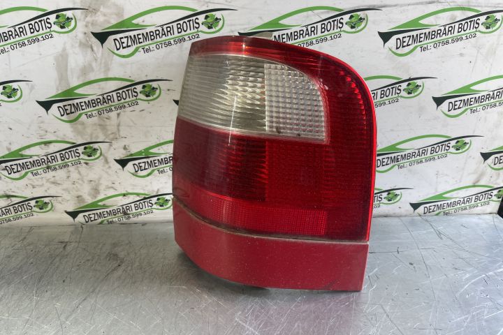 Lampa / Tripla stop dreapta pe aripa 964466 / 964 466 Ford Galaxy pri
