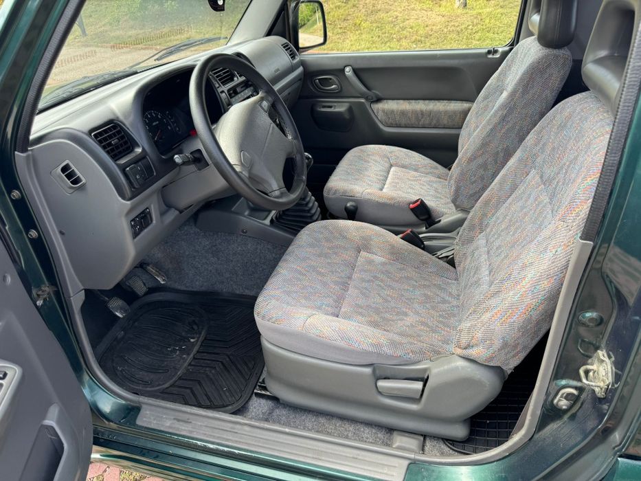 Vând Suzuki Jimny 4x4