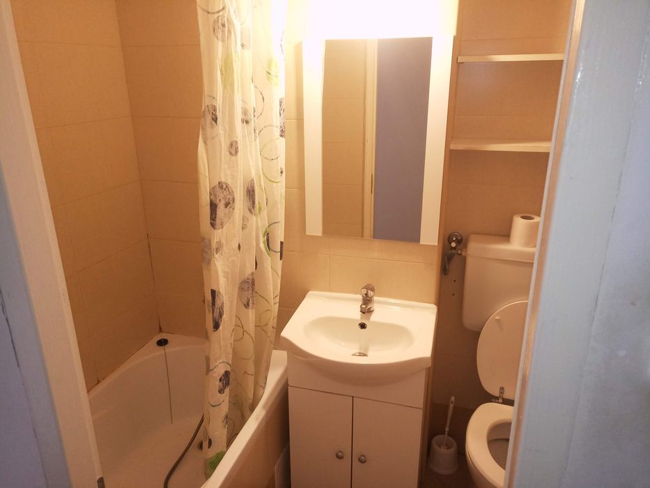 Apartament de închiriat