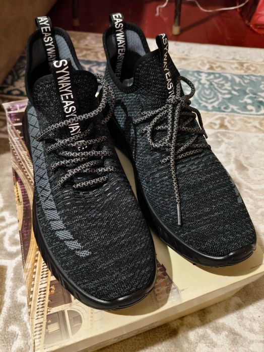 Кроссовки мужские новые