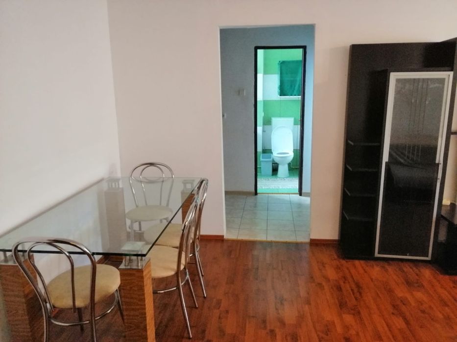 Se închiriază apartament cu 2 camere