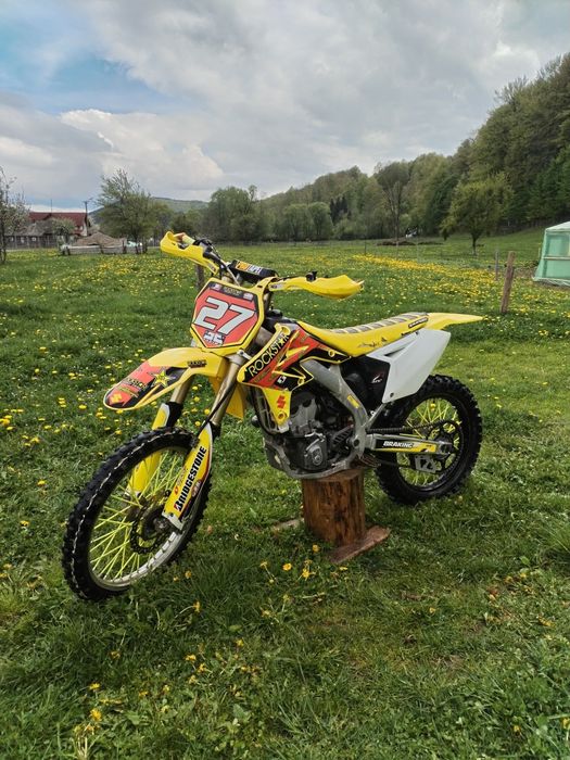 Vind cross Suzuki