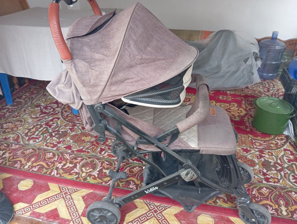Детский коляска для детей до 2-х лет