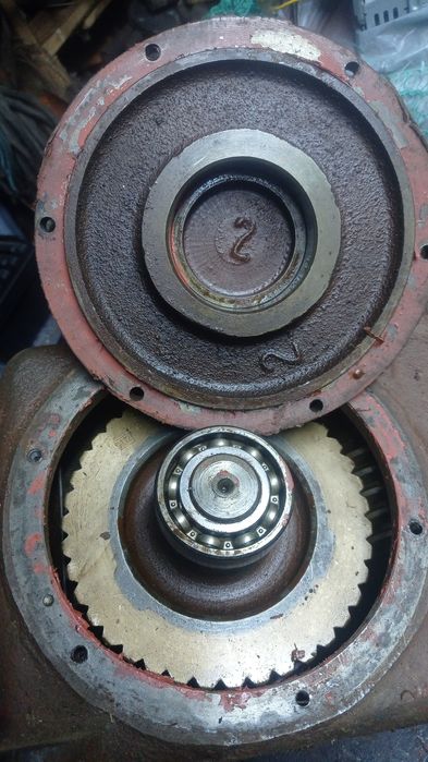 Reductor troliu melcat