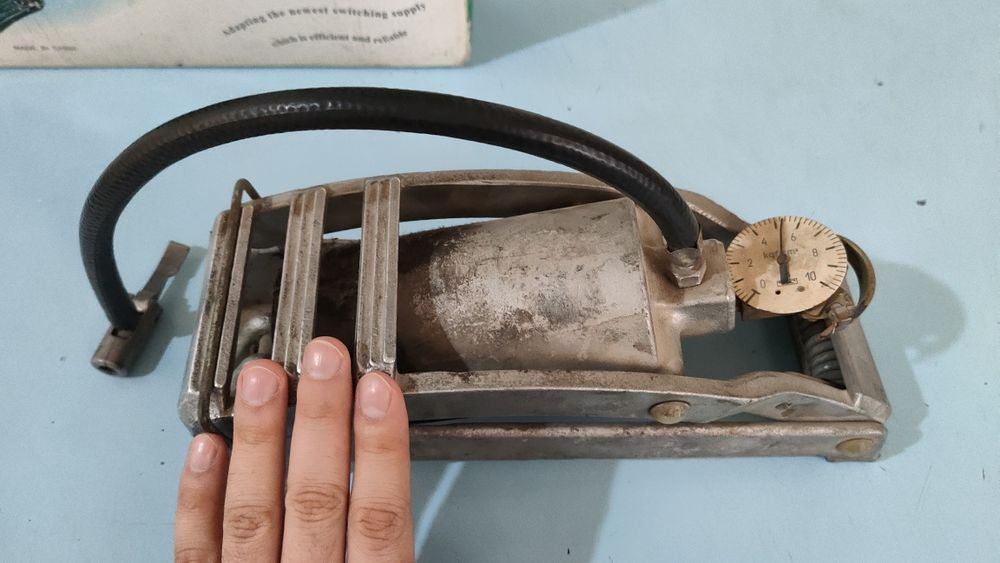 Автомобильный насос