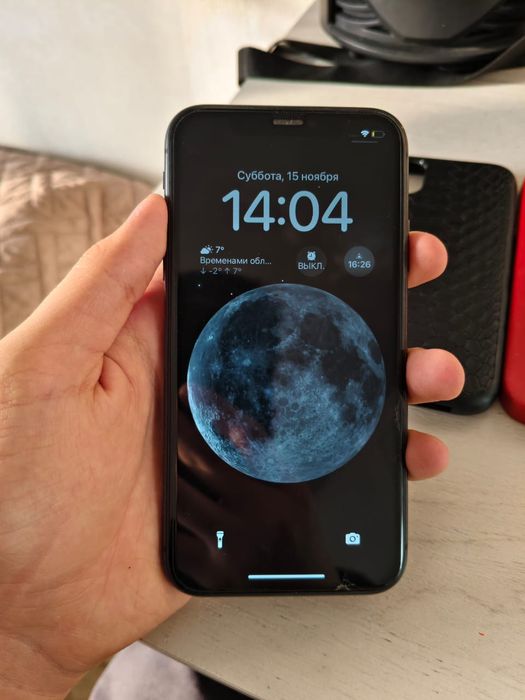 Продам айфон в хорошем состоянии