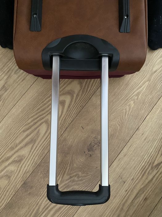 Geanta troler impecabila