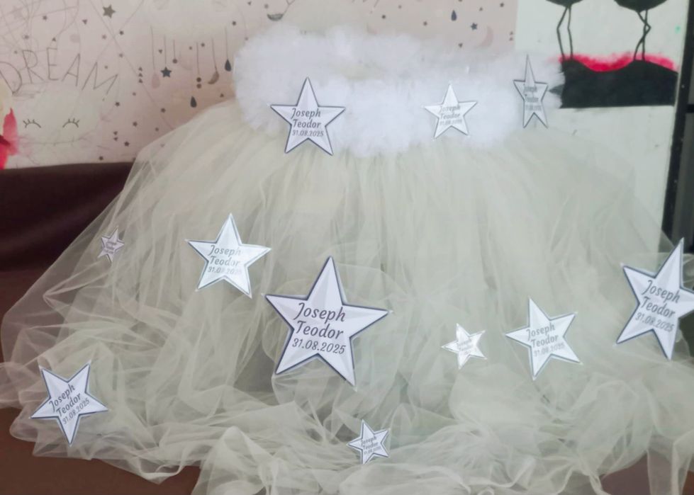 Aranjamente cristelniță personalizate