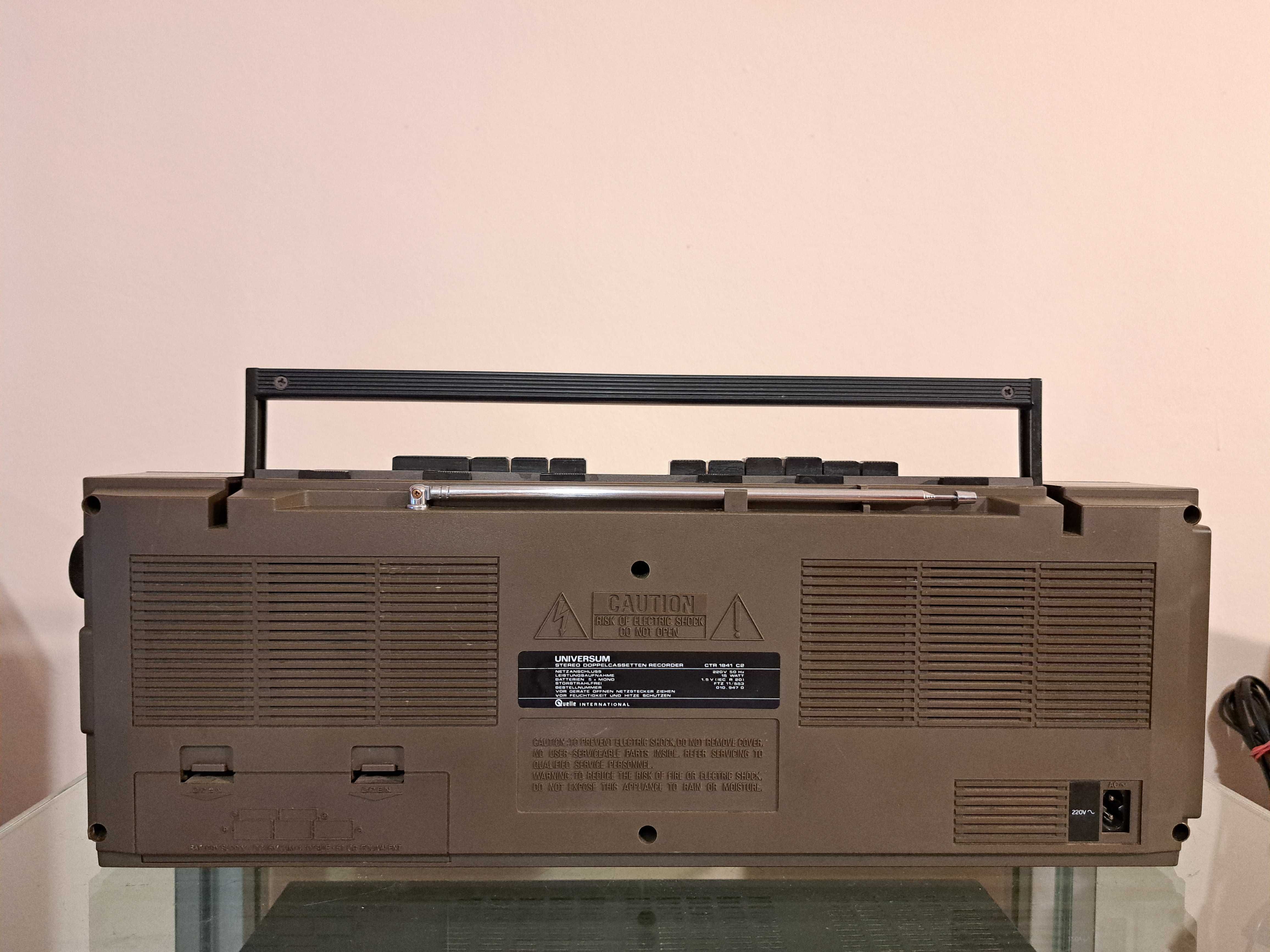 Boombox Dublu radio casetofon Universum CTR-1841