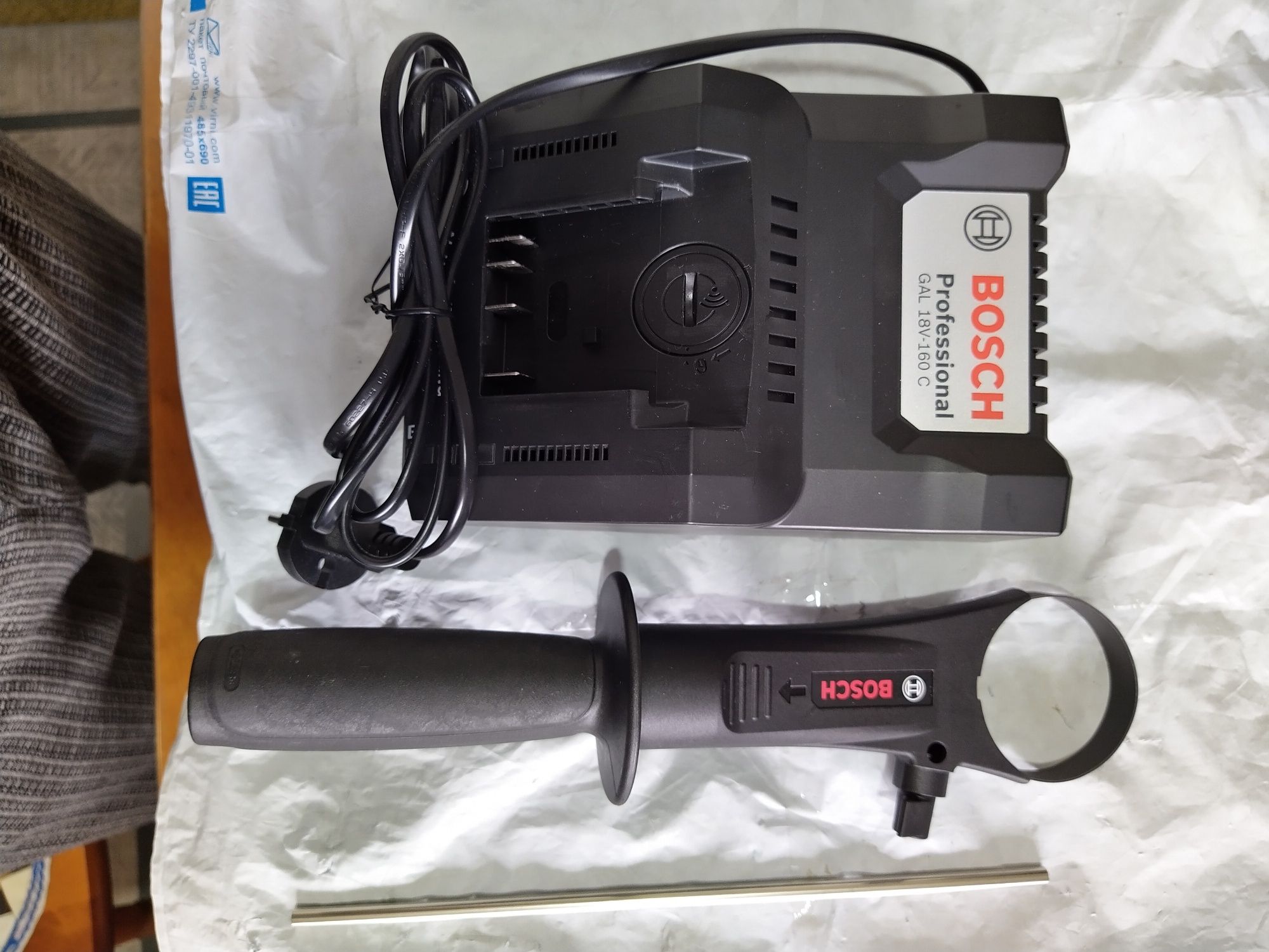Дрель шуруповёрт -ударный . Bosch GSB 18 Li - 110C.  3 в 1 - одном.