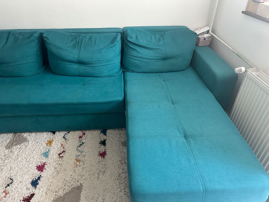 Coltar cu doua lazi de depozitare