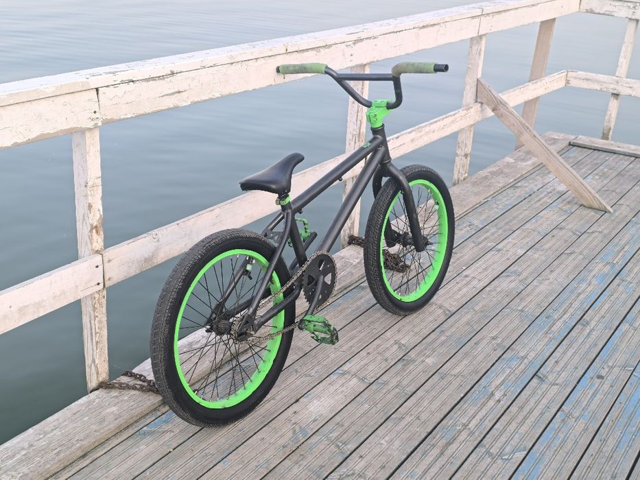 Vând bmx de scheme