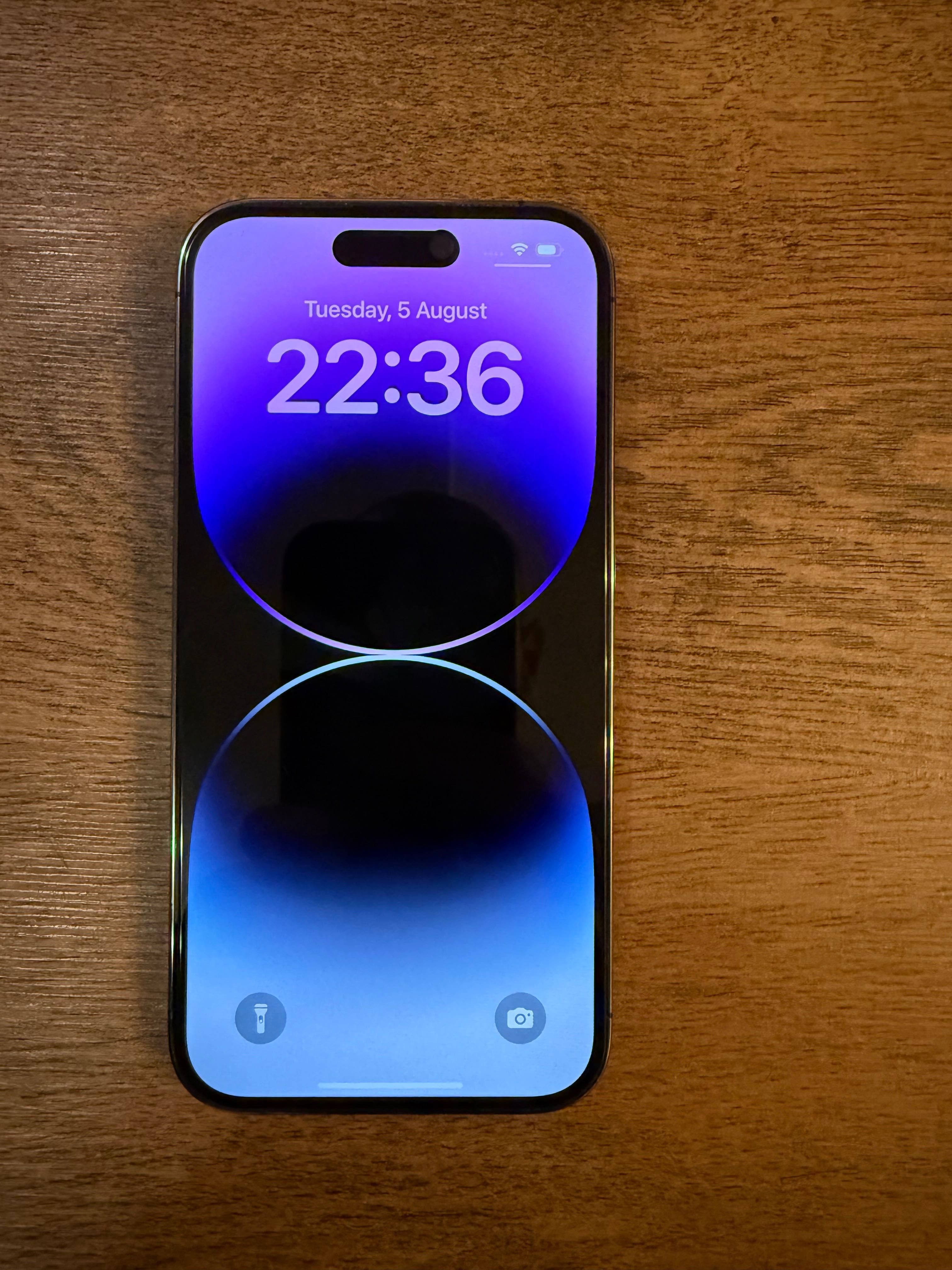 iPhone 14 pro в Перфектно състояние