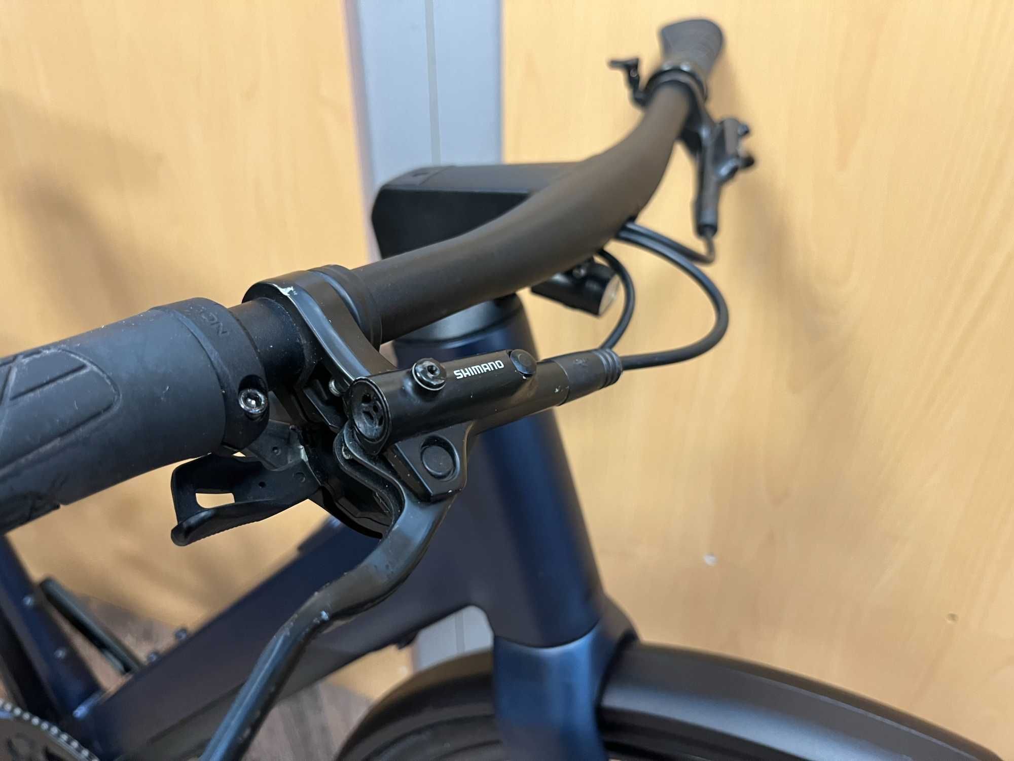 +Ел.велосипед Canyon Commuter:ON 7 mid-step/М size/650b