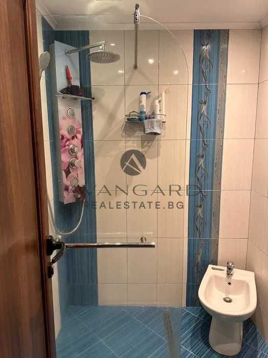 Продава се Тристаен апартамент в Пловдив, Съдийски - 110 кв.м за 1728 €/кв.м - Снимка #13