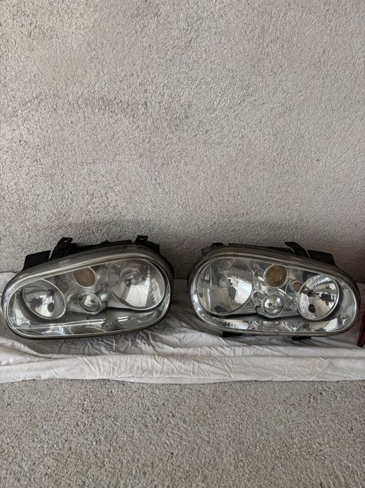 Продавам фарове за голф 4