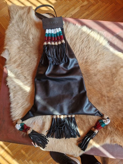 Изработка на чанти за гайди.