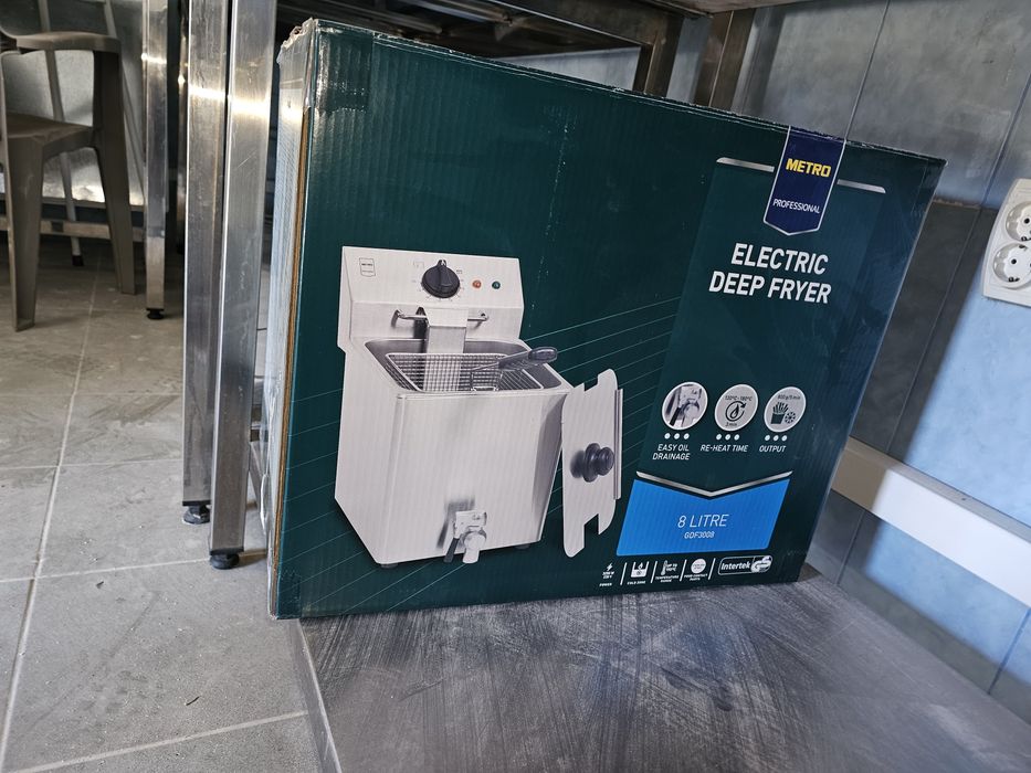 Friteuza simpla 8l si friteuza dubla 5l
