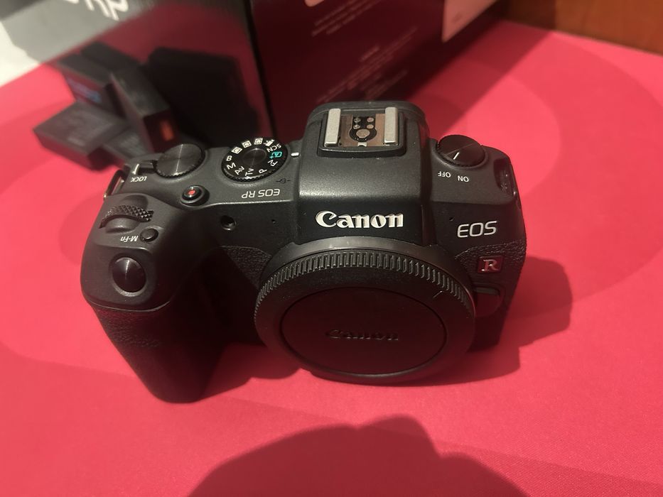 Canon RP почти новый