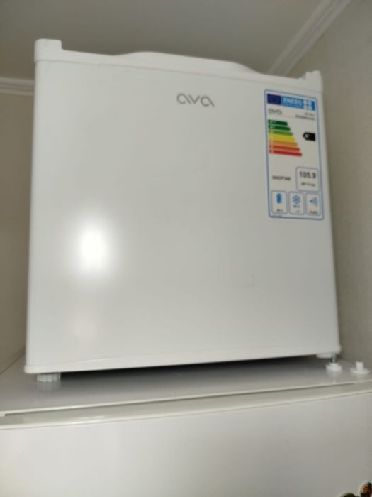 Бу холодельник маленький