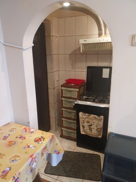 Închiriez garsoniera Războieni