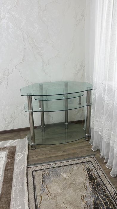 Отдам подставку в хорошем состоянии