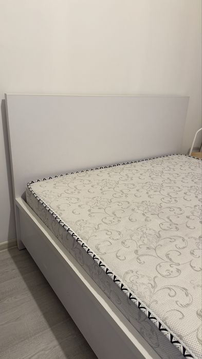 Продам кровать 140/200