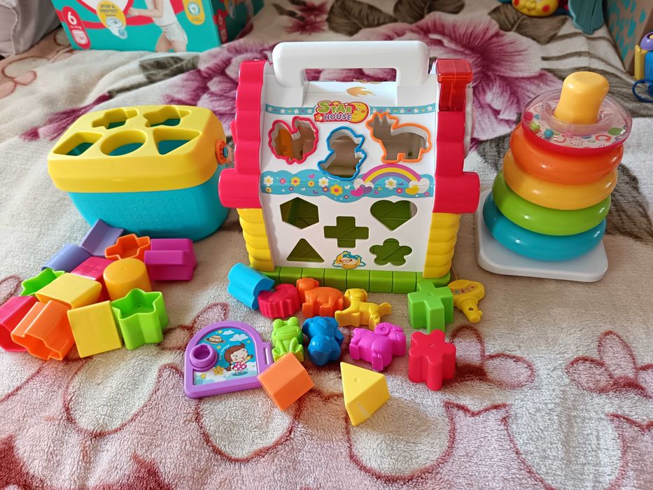 Lot jucării bebelusi