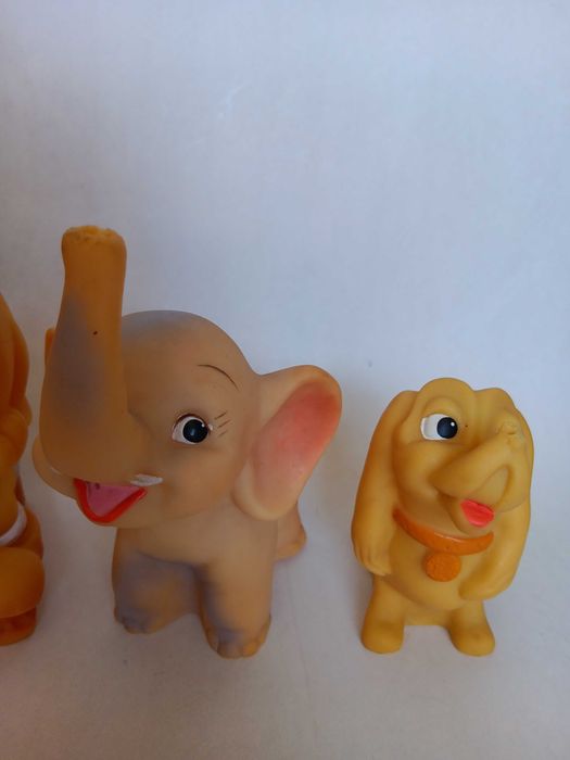 Lot jucarii vechi Aradeeanca cu defecte