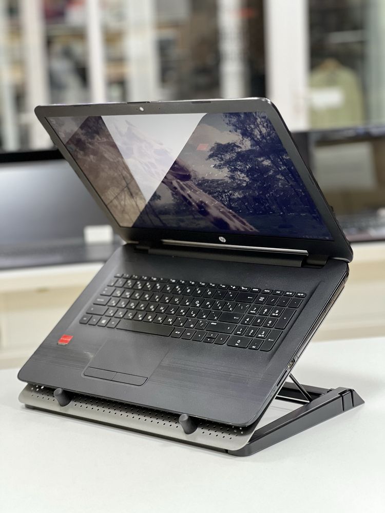 Hewlett Packard 17,3” | AMD A10 | ОЗУ 8Gb | SSD 256Gb