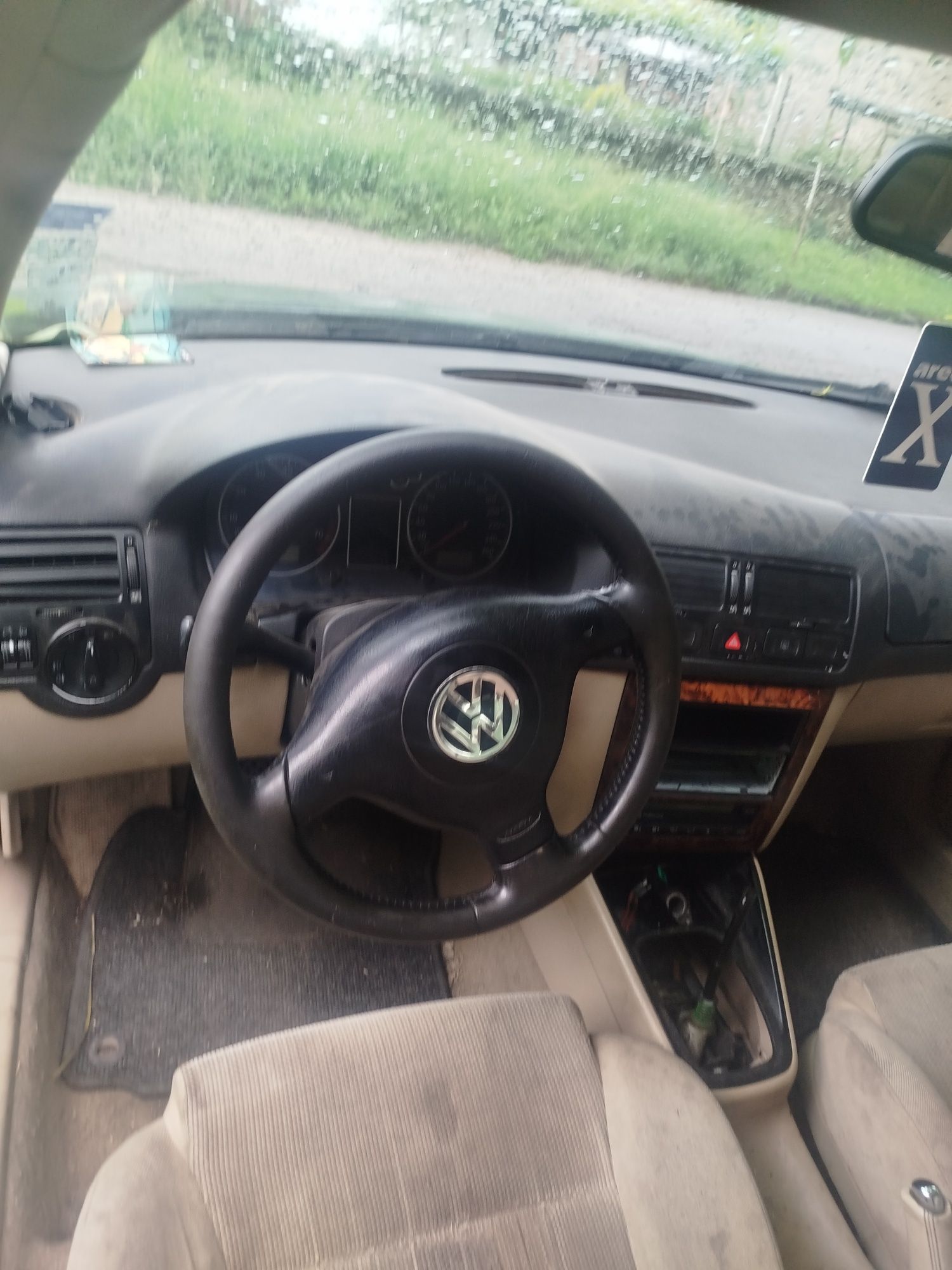 Vw bora 2.3 v5 на части