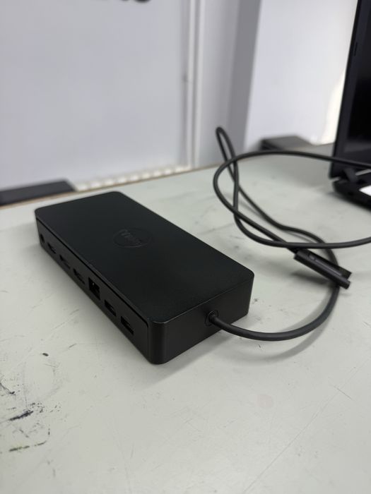 Док станция Dell Docking Station D6000S для подключения несколько мони