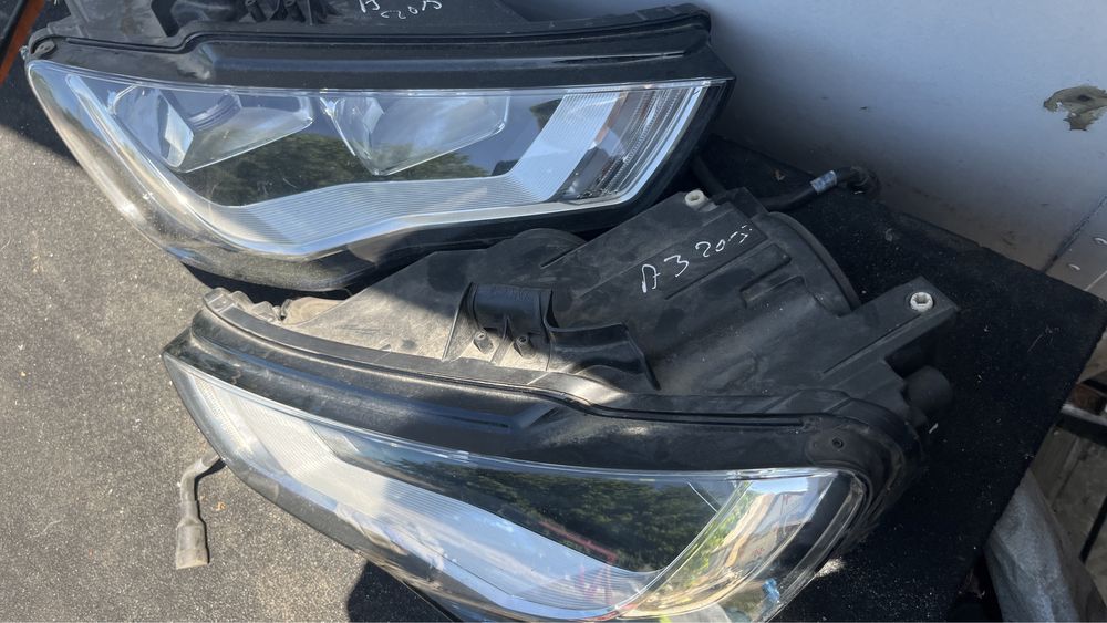 Far faruri stanga dreapta Audi A3 8v hatchback 2015 piese dezmembrari