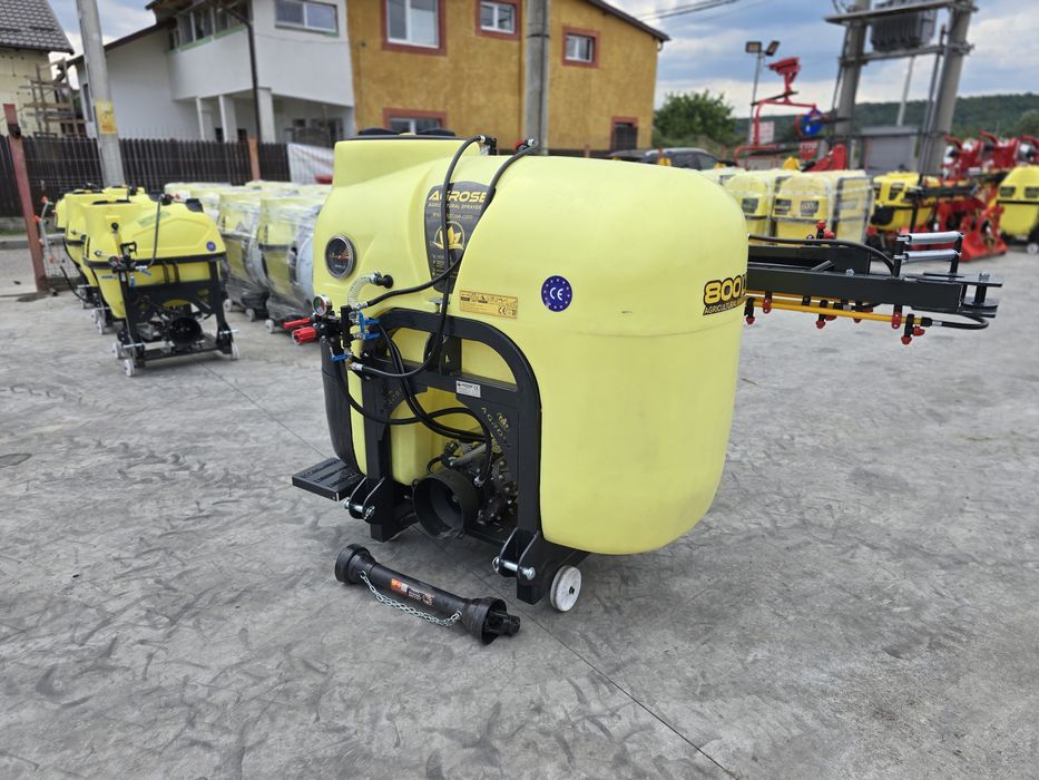 Masina de erbicidat 800l brate 12m