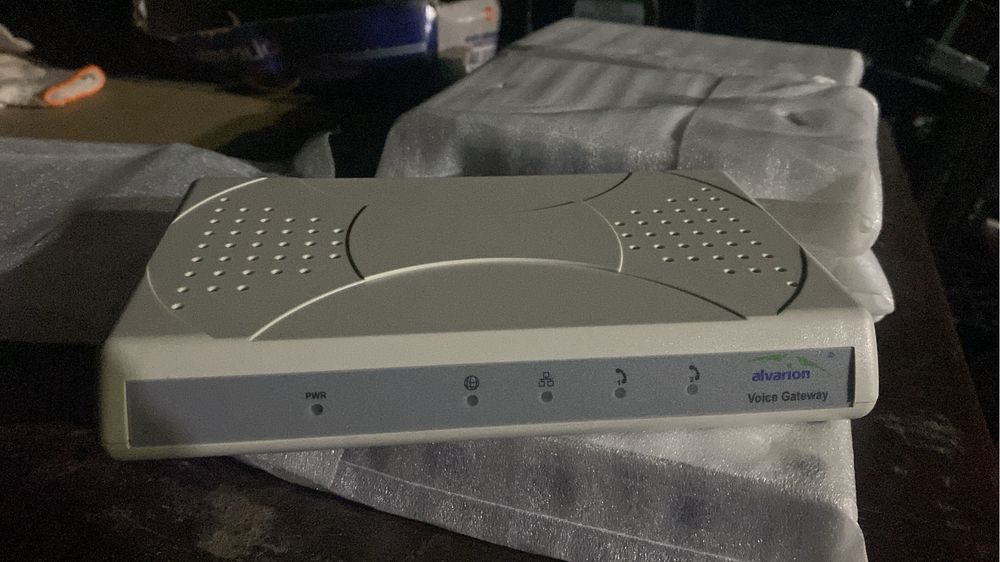 голосовой шлюз Alvarion Voice Gateway