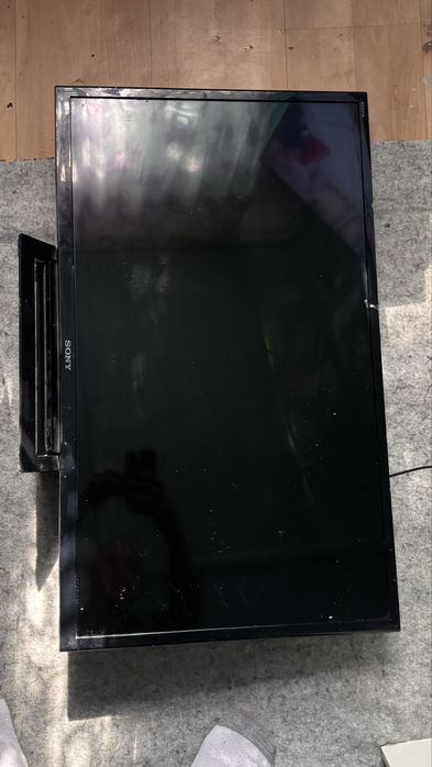 Продам телевизок sony